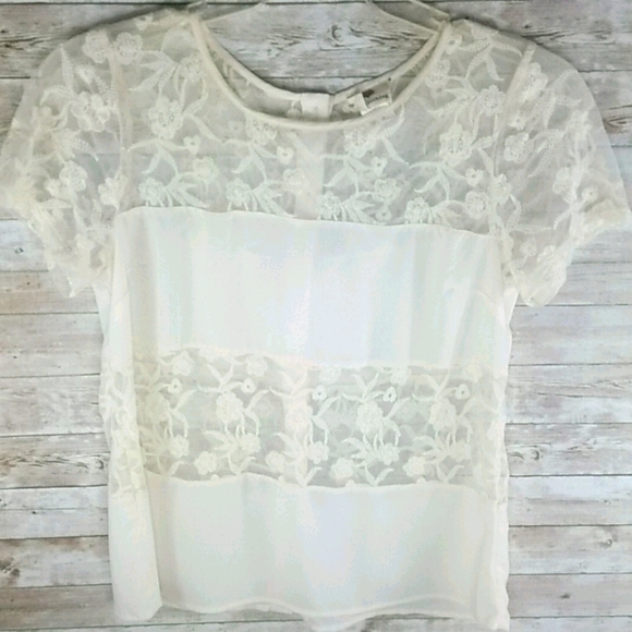 One Clothing, cream lace short sleeves, Sx M - Picture 3 of 6